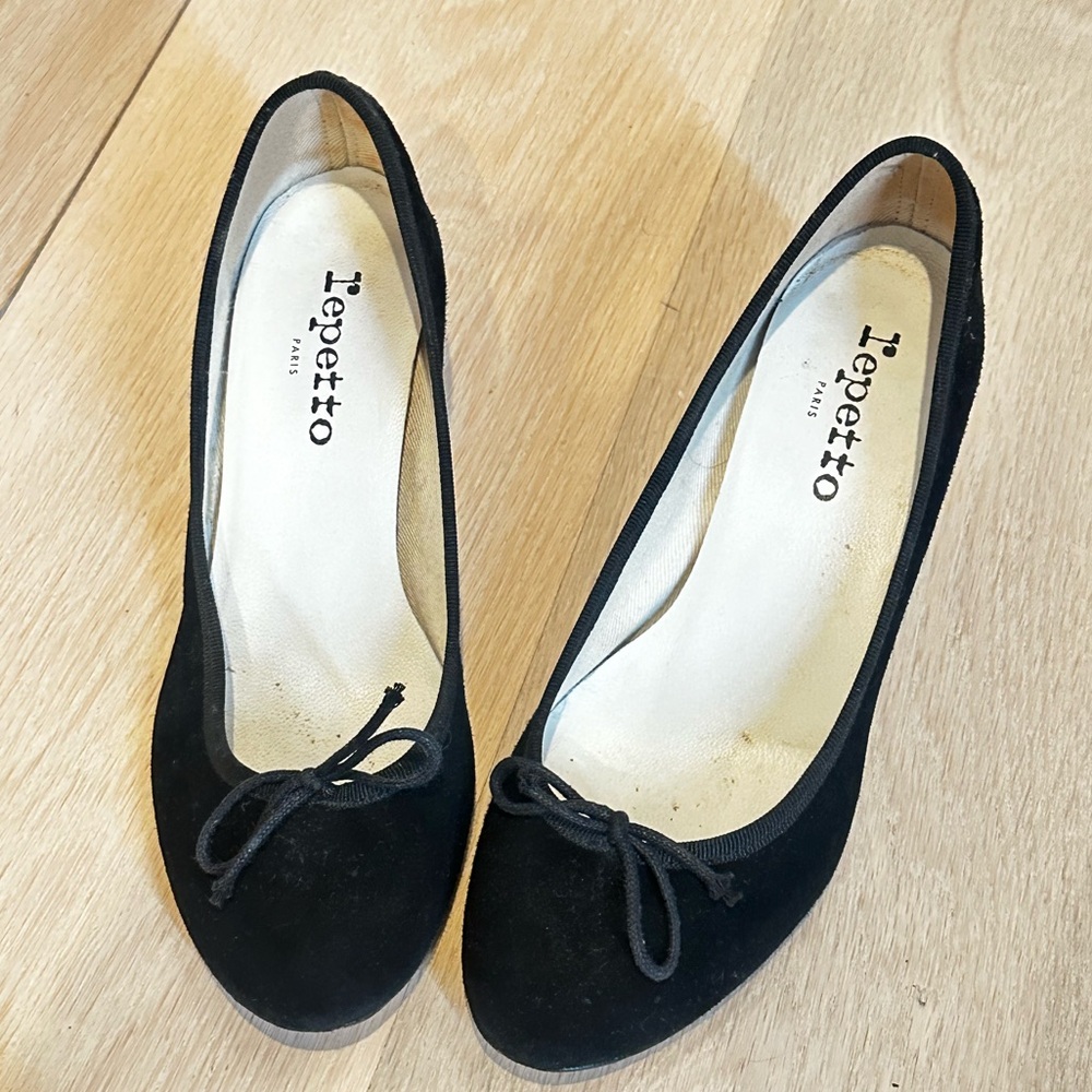 Black Repetto Kitten Heels